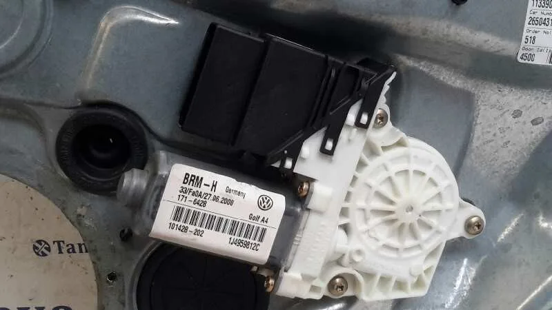 Elevalunas Trasero Derecho para Volkswagen Golf Iv Berlina (1J1)