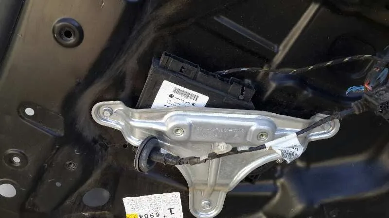 Elevalunas Trasero Derecho para Porsche Cayenne (Typ 9Pa)