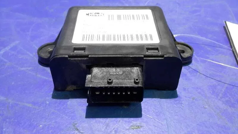 Centralita Motor Uce para Peugeot 407