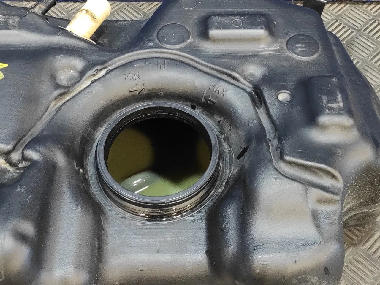 Deposito Combustible para Ford Fiesta (Cb1)