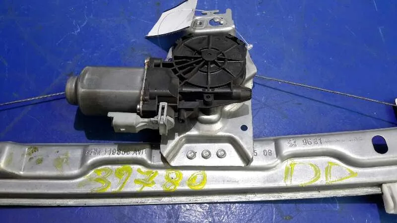 Elevalunas Delantero Derecho para Peugeot 207