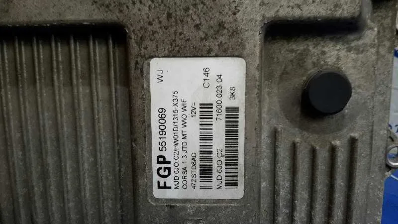 Centralita Motor Uce para Opel Corsa C