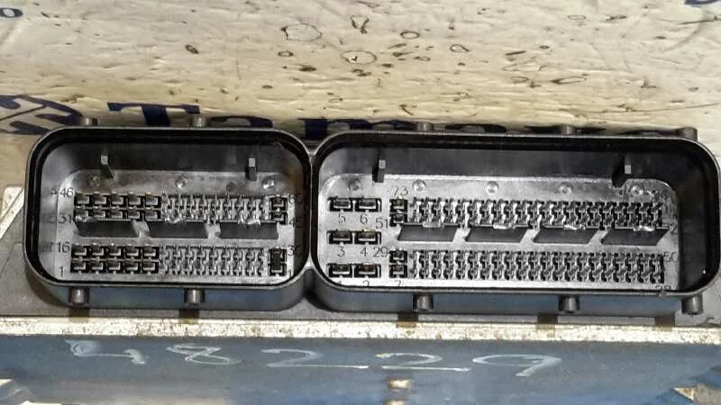 Centralita Motor Uce para Opel Corsa C