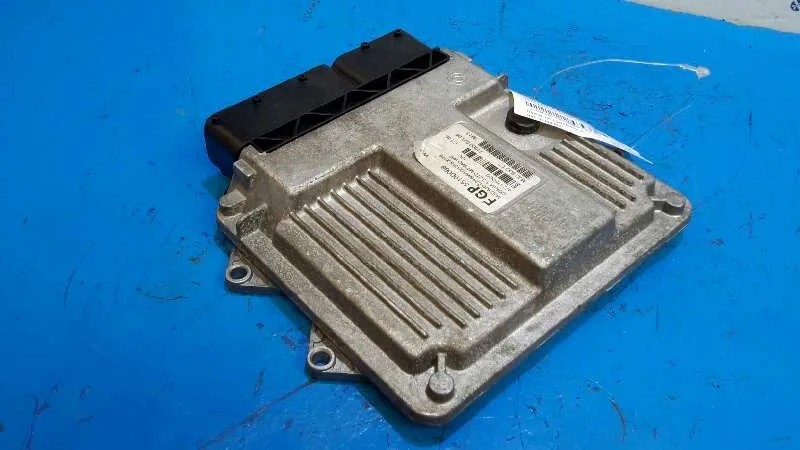 Centralita Motor Uce para Opel Corsa C