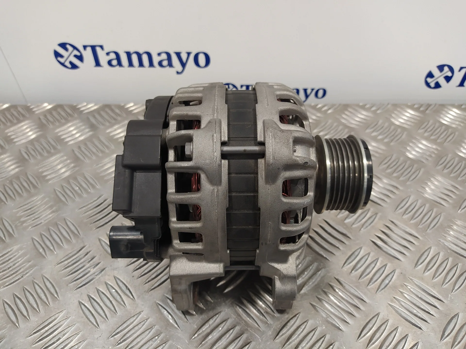 Alternador para Volkswagen Polo (6C1)