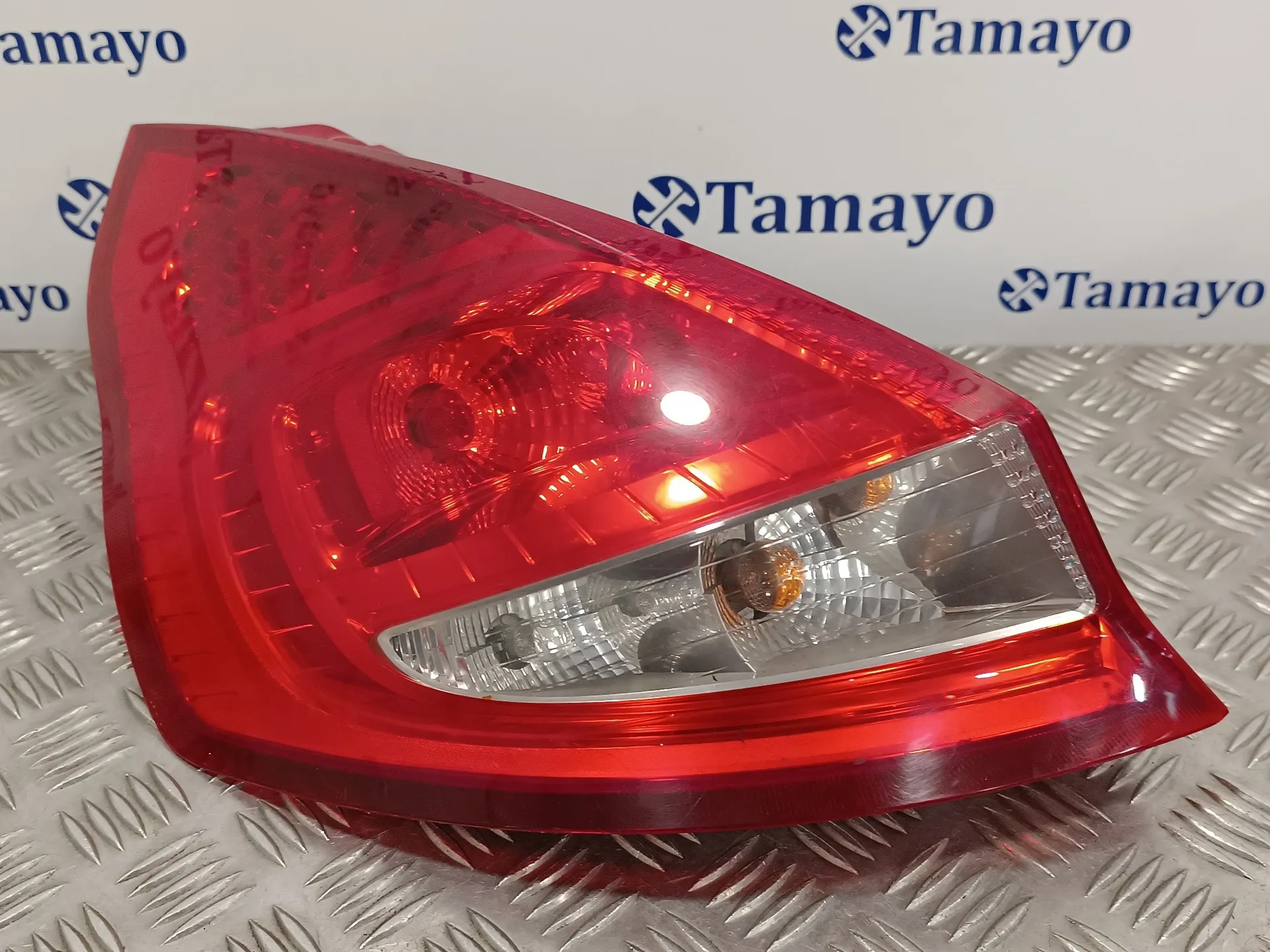 Piloto Trasero Izquierdo para Ford Fiesta (Cb1)