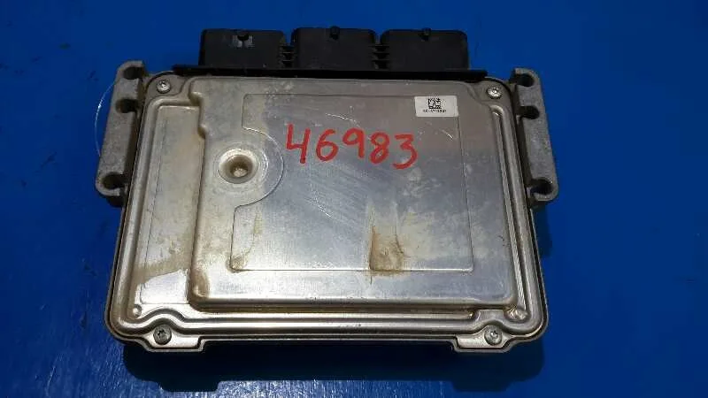 Centralita Motor Uce para Ford Fiesta (Cb1)