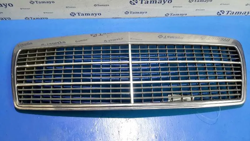 Rejilla Delantera para Mercedes-Benz Clase E (W210) Berlina