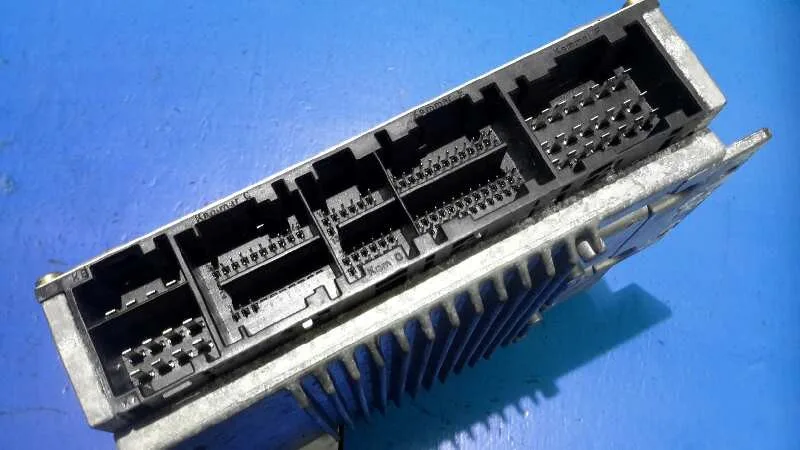 Centralita Motor Uce para Mercedes-Benz Clase Clk (W208) Coupe