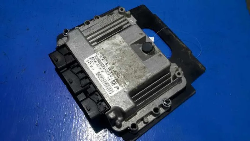 Centralita Motor Uce para Citroën C4 Berlina