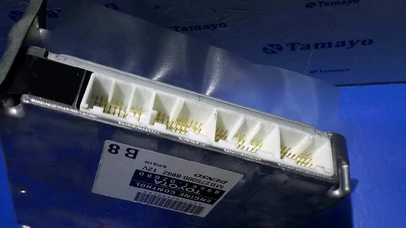 Centralita Motor Uce para Toyota Corolla (E12)
