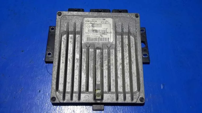 Centralita Motor Uce para Renault Clio Iii