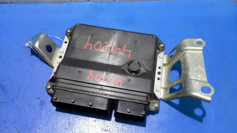 Centralita Motor Uce para Toyota Yaris (Ksp9/Scp9/Nlp9)