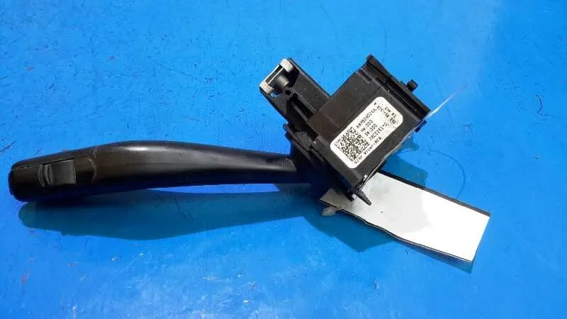Mando Limpia para Seat Leon (1P1)