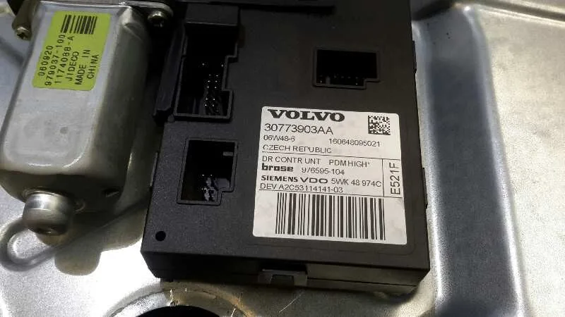 Elevalunas Delantero Derecho para Volvo C30