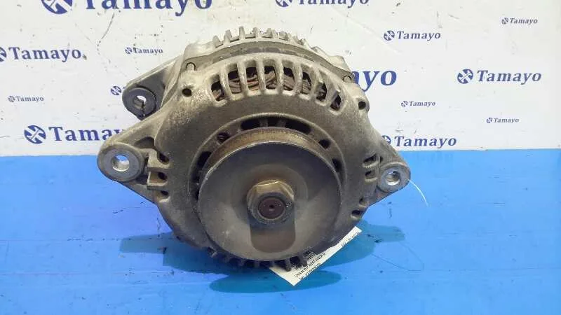 Alternador para Nissan Almera (N16/E)