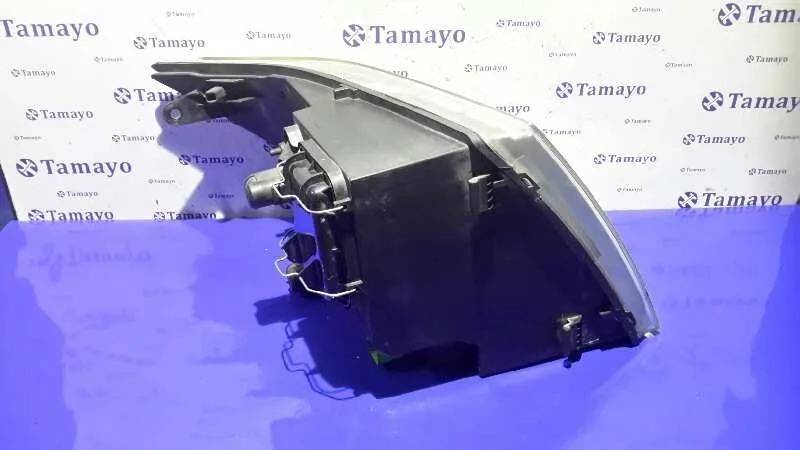 Faro Derecho para Ford Transit Caja Cerrada '06