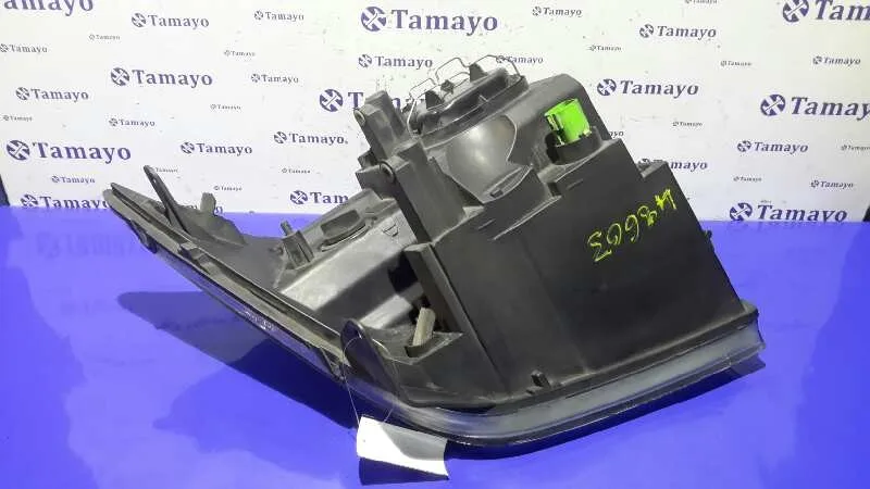 Faro Derecho para Ford Transit Caja Cerrada '06