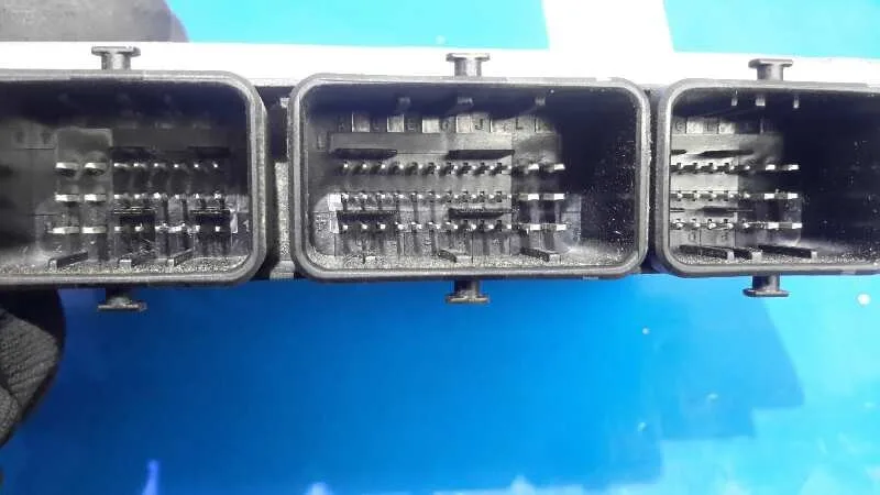 Centralita Motor Uce para Peugeot 406 Berlina (S1/S2)