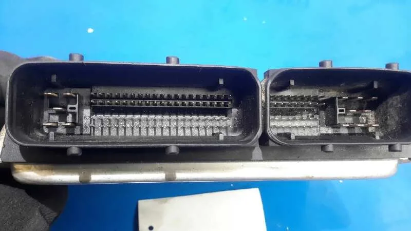 Centralita Motor Uce para Ford Galaxy (Vy)