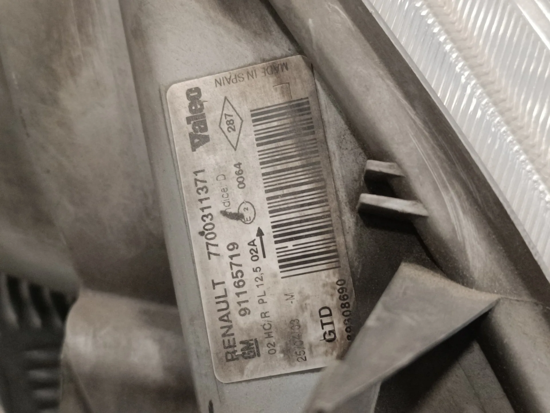 Faro Izquierdo para Renault Trafic Caja Cerrada (Ab 4.01)