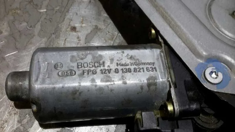 Elevalunas Delantero Izquierdo para Renault Espace / Grand Espace (Je0)