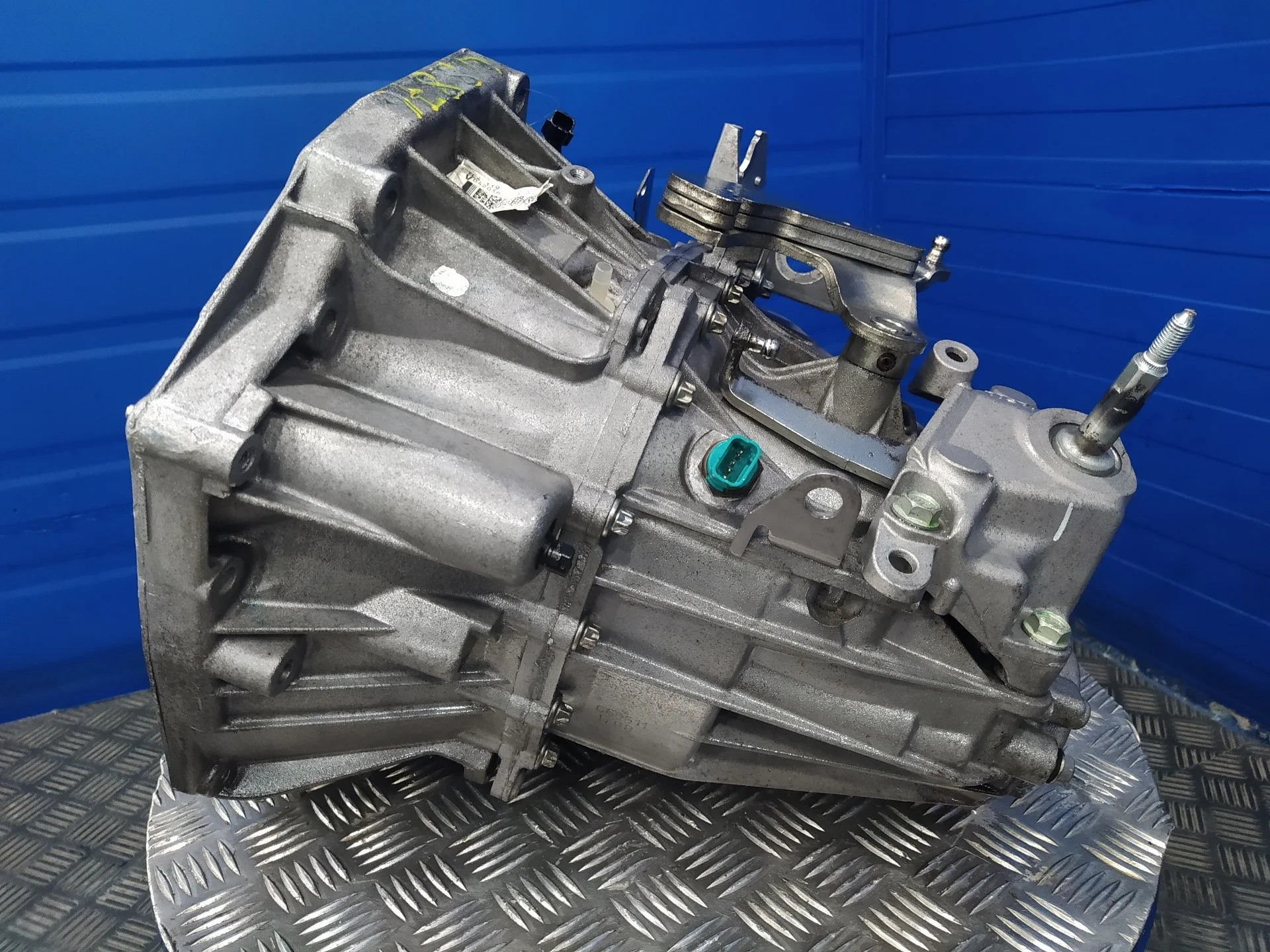 Caja Cambios para Nissan Juke (F15)