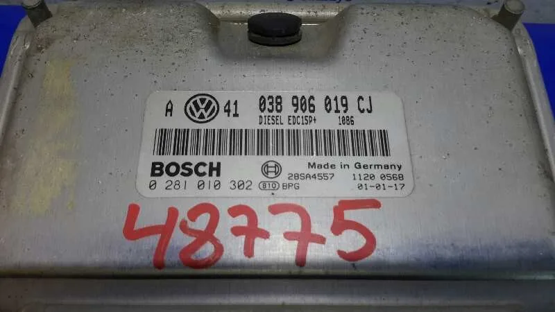 Centralita Motor Uce para Volkswagen Golf Iv Berlina (1J1)