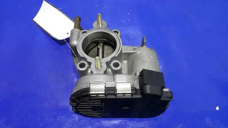 Caja Mariposa para Opel Corsa C