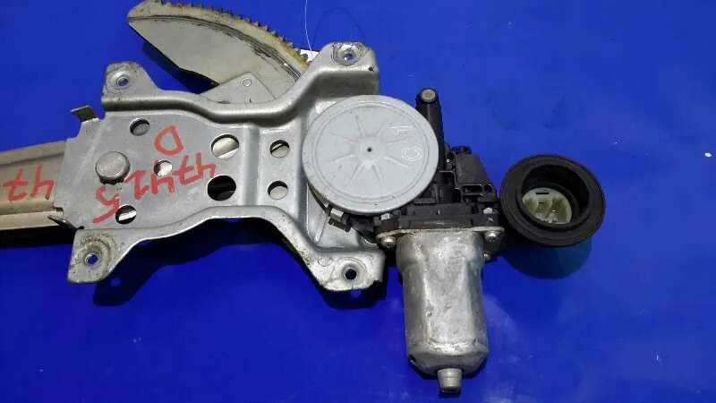 Elevalunas Delantero Derecho para Suzuki Swift Berlina (Mz)