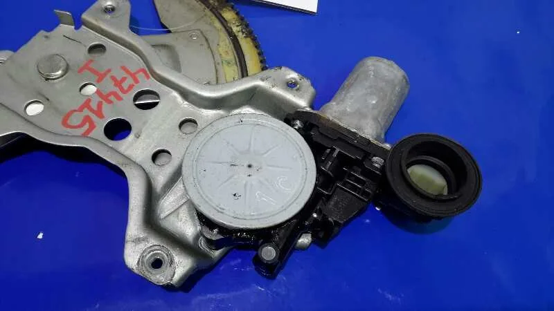 Elevalunas Delantero Izquierdo para Suzuki Swift Berlina (Mz)