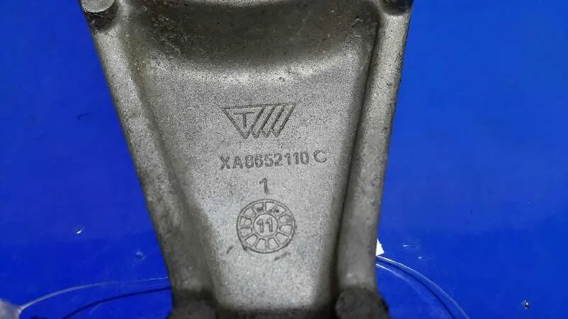 Soporte Motor Superior Derecho para Nissan Juke (F15)