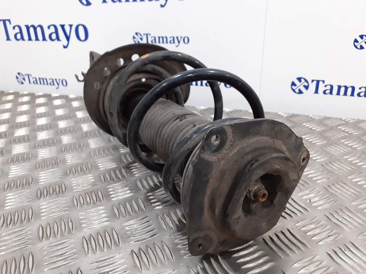 Amortiguador Delantero Derecho para Nissan Juke (F15)