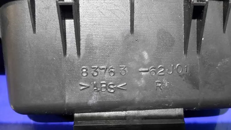 Mando Elevalunas Delantero Derecho para Suzuki Swift Berlina (Mz)