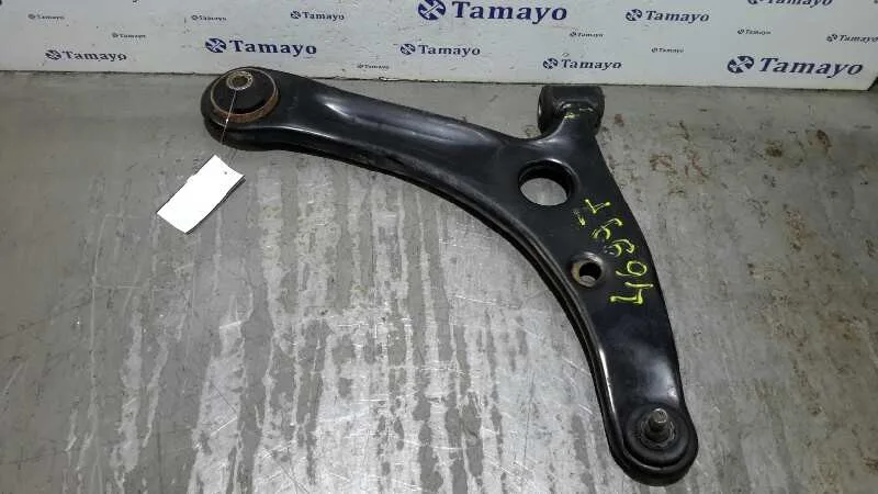 Brazo Suspension Inferior Delantero Derecho para Mitsubishi Colt Berlina 3 (Cz)