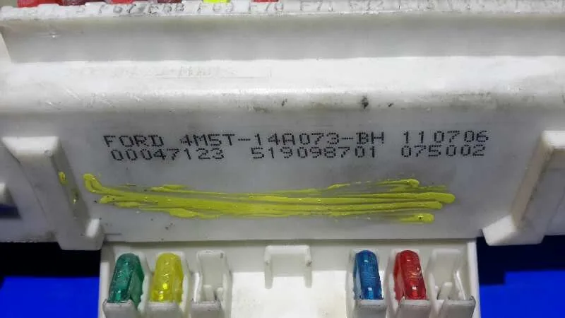 Caja Fusibles para Ford Focus Turnier (Cb4)