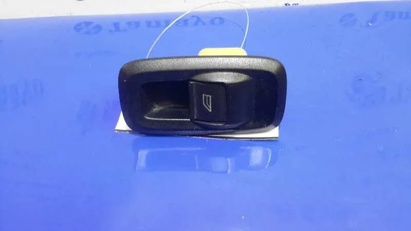 Mando Elevalunas Delantero Derecho para Ford Fiesta (Cb1)