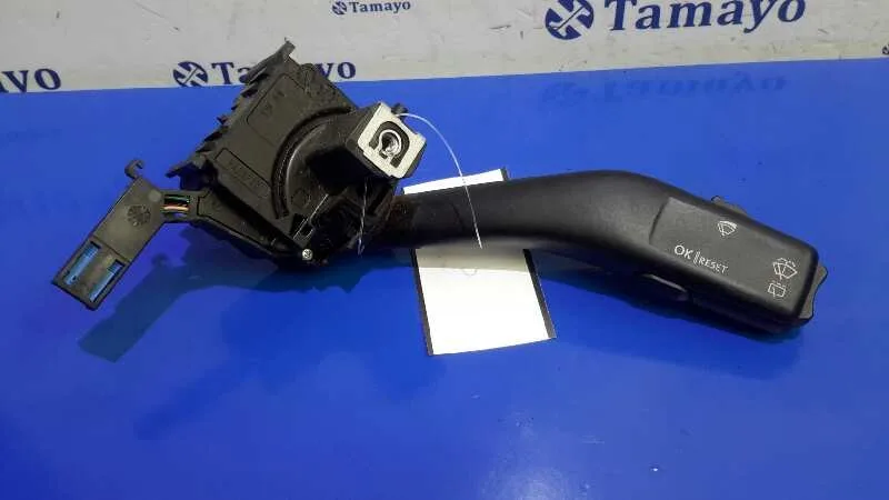 Mando Limpia para Seat Leon (1P1)