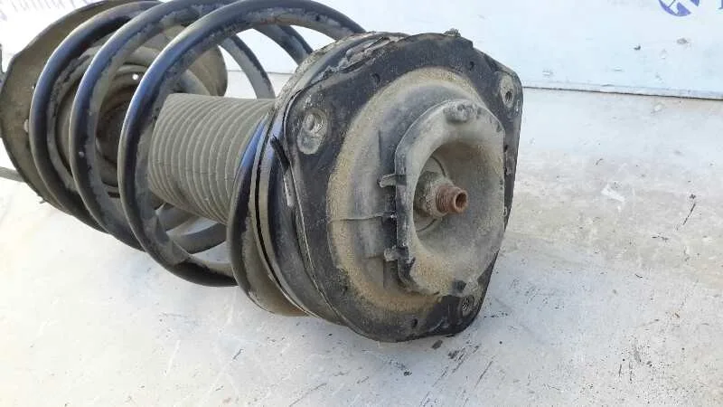 Amortiguador Delantero Derecho para Nissan Qashqai (J10)