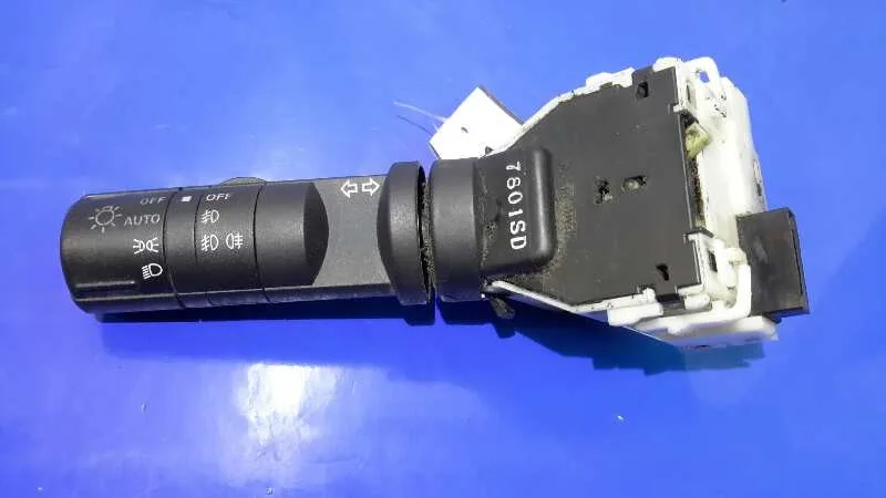 Mando Intermitentes para Nissan Qashqai (J10)