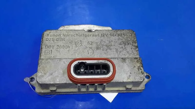 Centralita Faros Xenon para Audi A6 Avant (4F5)