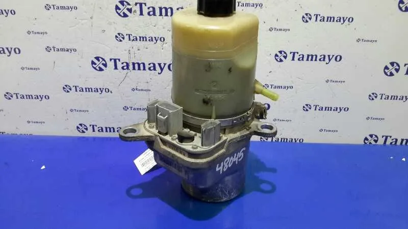 Bomba Direccion para Ford Focus Berlina (Cap)