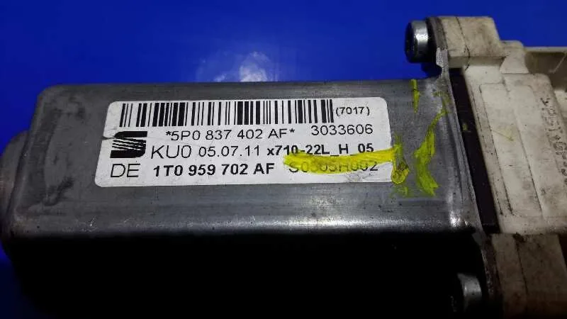 Motor Elevalunas Delantero Derecho para Seat Altea (5P1)