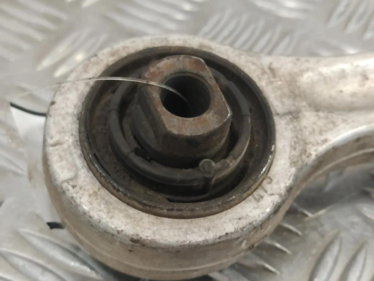 Brazo Suspension Inferior Delantero Derecho para Seat Exeo St (3R5)(2009>)
