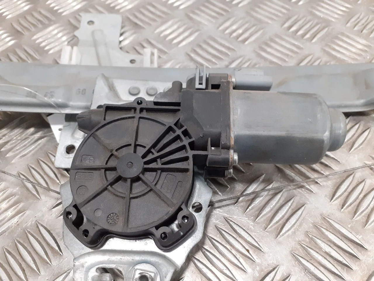 Elevalunas Delantero Derecho para Peugeot 207