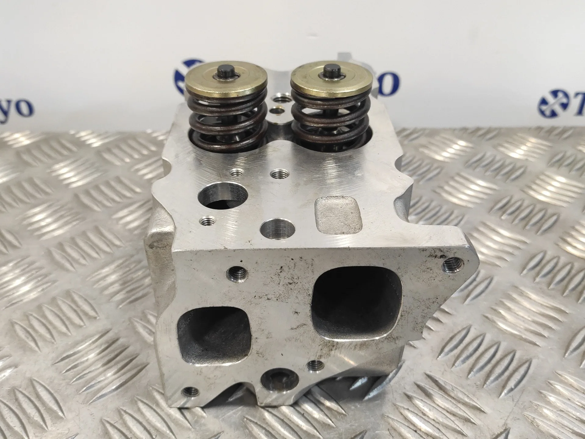 Culata para Alfa Romeo 164