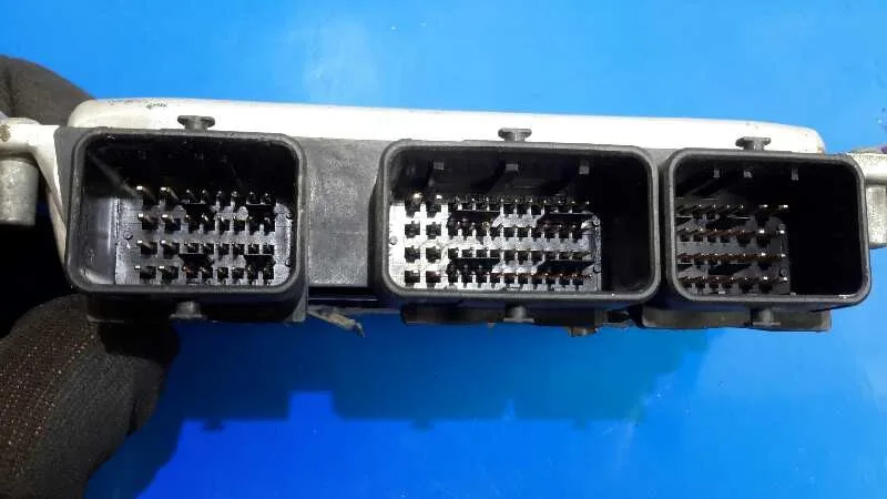 Centralita Motor Uce para Peugeot 206 Cc