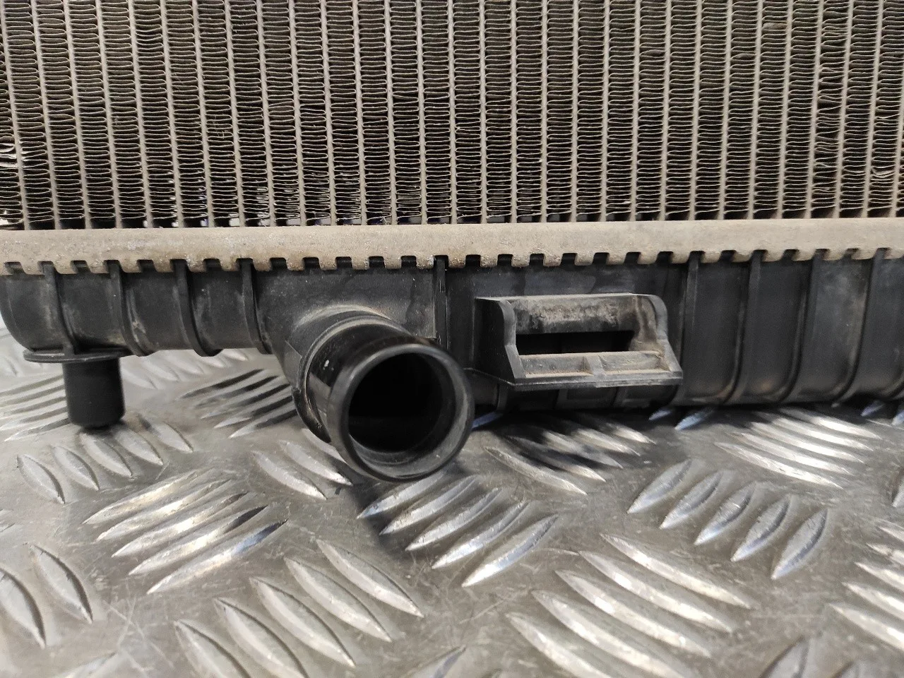 Radiador Agua para Ford Fiesta (Cb1)