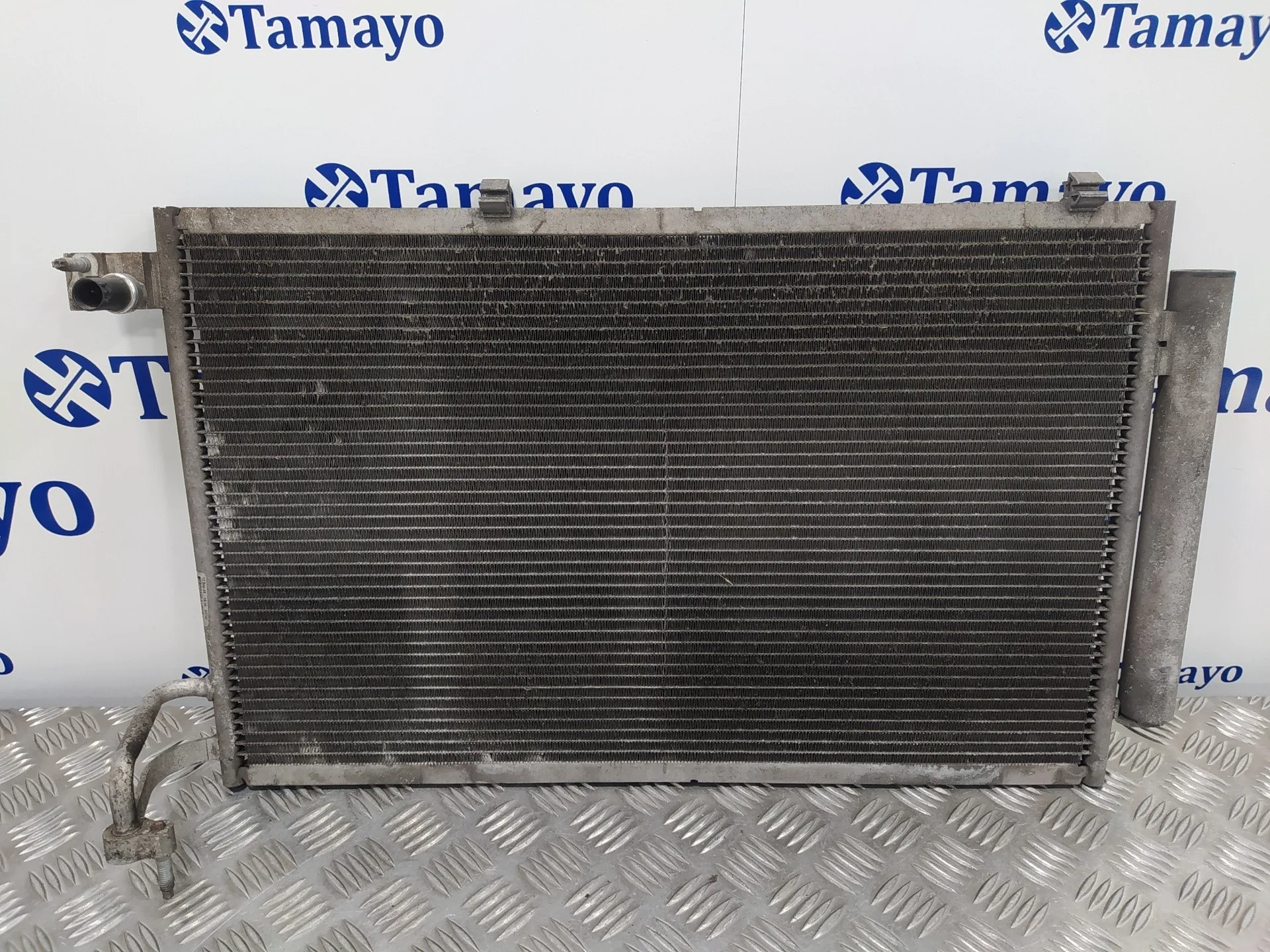 Condensador / Radiador Aire Acondicionado para Ford Fiesta (Cb1)