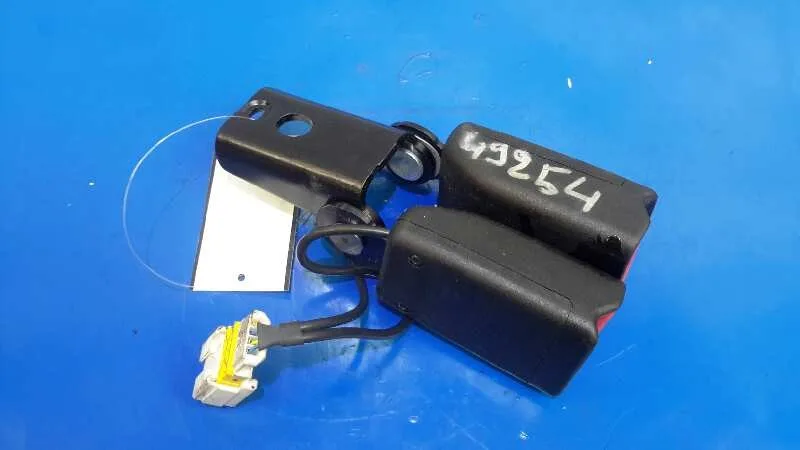 Enganche Cinturon Trasero Derecho para Citroën C4 Ii (Nc_)